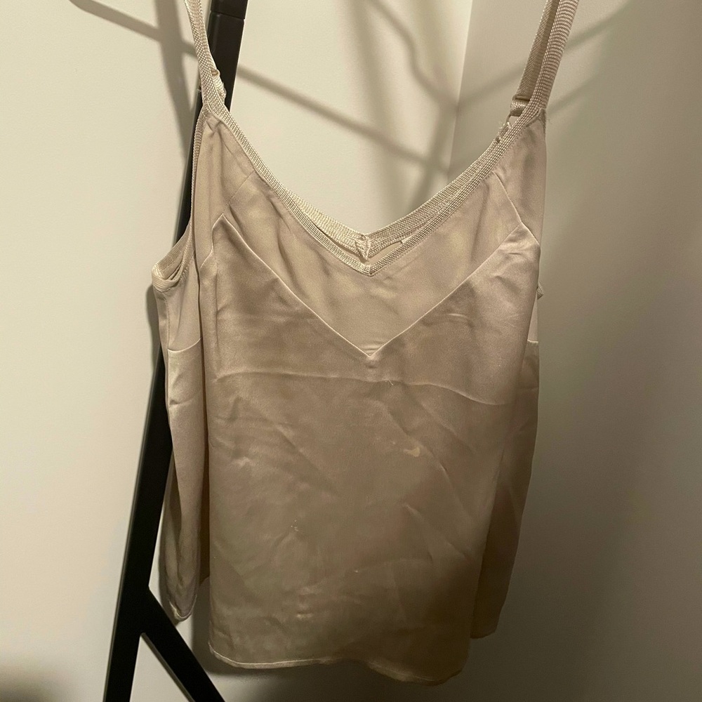 Silk tank